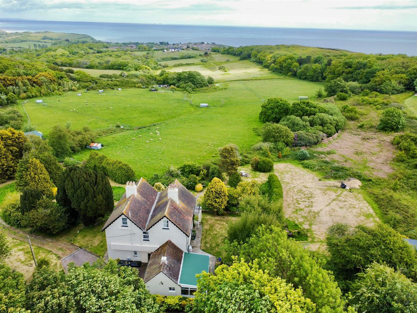 Warren Road, Fairlight